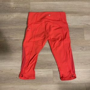 Lululemon Crop size 6